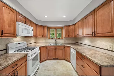1488 Parkview Drive, Green Hills, OH 44131 - Photo 17