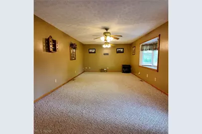 57726 Armstrong Centerville Road, Jacobsburg, OH 43933 - Photo 3