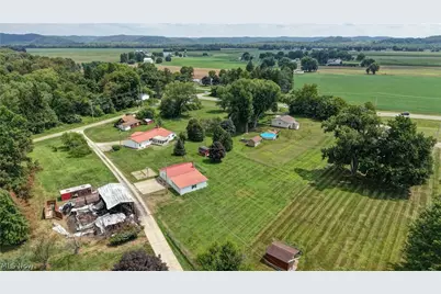 4216 Schumacher Hollow Road SE, New Philadelphia, OH 44663 - Photo 35