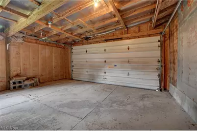 4216 Schumacher Hollow Road SE, New Philadelphia, OH 44663 - Photo 27