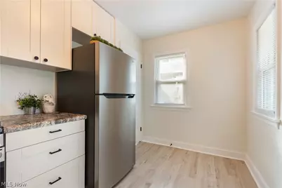 128 Woolf Avenue, Akron, OH 44312 - Photo 9