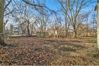 8110 Melrose Avenue, Loveland, OH 44103 - Photo 43