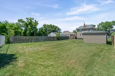 903 W 19th Street, Lorain, OH 44052 - Photo 27