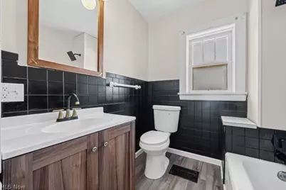903 W 19th Street, Lorain, OH 44052 - Photo 17
