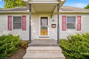 687 Elyria Ave, Amherst, OH 44001 - Photo 5