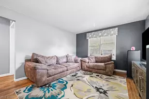 687 Elyria Ave, Amherst, OH 44001 - Photo 13