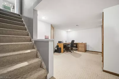 687 Elyria Avenue, Amherst, OH 44001 - Photo 29