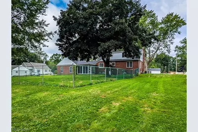 6328 Roselawn Avenue, Ravenna, OH 44266 - Photo 35