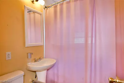 202 Elm Street, Struthers, OH 44471 - Photo 21