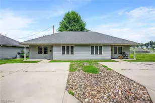 820-824 S 14th St, Cambridge, OH 43725 - Photo 1