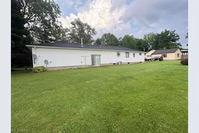 14582 Gore Orphanage Road, Wakeman, OH 44889 - Photo 7