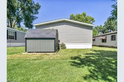 381 Westwoods, Amherst, OH 44001 - Photo 33