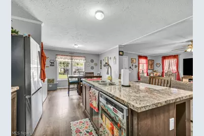 381 Westwoods, Amherst, OH 44001 - Photo 13