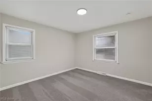 2711 7th St, Cuyahoga Falls, OH 44221 - Photo 15