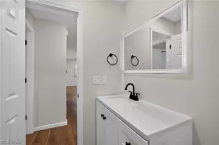 2711 7th St, Cuyahoga Falls, OH 44221 - Photo 21