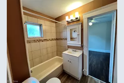 2406 Searsdale Avenue, Loveland, OH 44109 - Photo 5