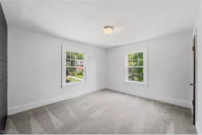 1258 Delia Avenue, Akron, OH 44320 - Photo 19
