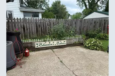 578 Sandusky Street, Conneaut, OH 44030 - Photo 7