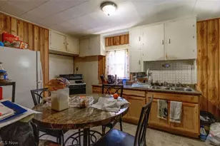 1128 W 19th St, Lorain, OH 44052 - Photo 11