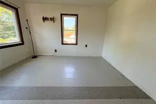 934 Buena Vista Blvd, Steubenville, OH 43952 - Photo 9