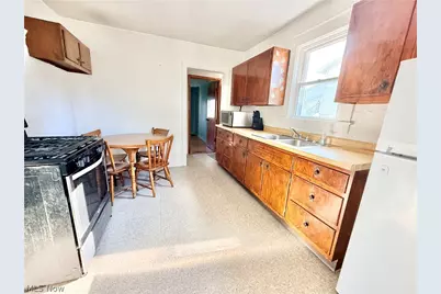 934 Buena Vista Boulevard, Steubenville, OH 43952 - Photo 25