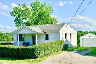 934 Buena Vista Blvd, Steubenville, OH 43952 - Photo 3
