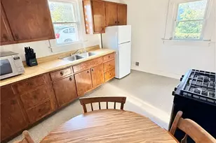 934 Buena Vista Blvd, Steubenville, OH 43952 - Photo 23