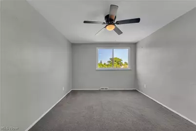 16100 Van Aken Boulevard, Huber Heights, OH 44120 - Photo 13