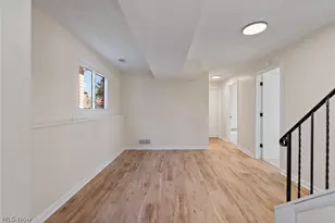 697 Ocean Ave, Akron, OH 44310 - Photo 15