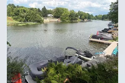1557 Lake Crest Drive, Roaming Shores, OH 44084 - Photo 25