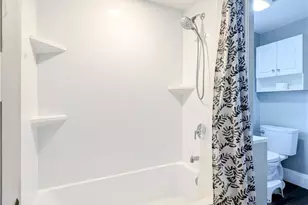 420 Cypress Ave, Akron, OH 44301 - Photo 25