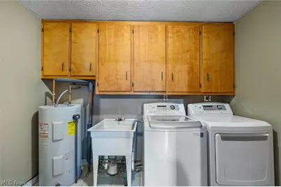 5566 Madrid Drive, Austintown, OH 44515 - Photo 11