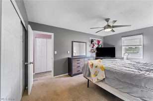 5566 Madrid Dr, Austintown, OH 44515 - Photo 13