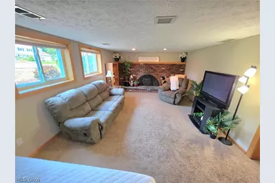 7095 Hoover Drive, Mentor, OH 44060 - Photo 3