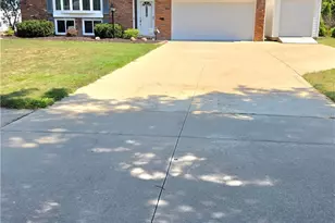 7095 Hoover Dr, Mentor, OH 44060 - Photo 9