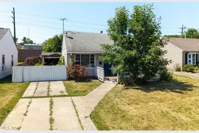 15806 Eleanore Drive, Loveland, OH 44135 - Photo 3