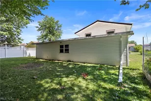 3902 Oxford Dr, Lorain, OH 44053 - Photo 37