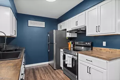 3902 Oxford Drive, Lorain, OH 44053 - Photo 11