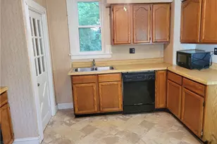 7507 Hankee Rd, Garrettsville, OH 44231 - Photo 9