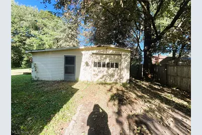 179 Jewett Street, Akron, OH 44305 - Photo 33