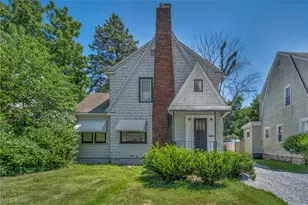 881 Valdes Ave, Akron, OH 44320 - Photo 1