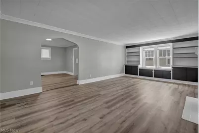 881 Valdes Avenue, Akron, OH 44320 - Photo 5