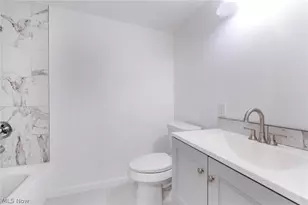 9 Dravis Dr, Youngstown, OH 44515 - Photo 11