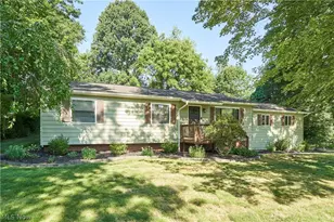 2808 Lynne Rd, Green, OH 44312 - Photo 1