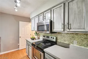 2808 Lynne Rd, Green, OH 44312 - Photo 7