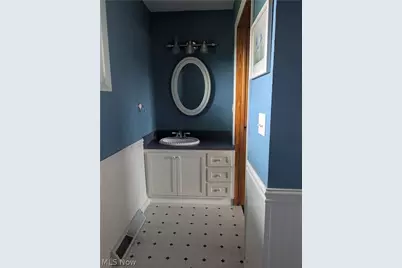 16251 John Avenue, East Liverpool, OH 43920 - Photo 15