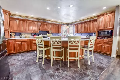 439 E 305th Street, Willowick, OH 44095 - Photo 13