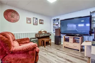 439 E 305th St, Willowick, OH 44095 - Photo 25