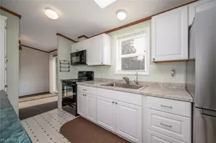 66 Watson Rd, North Benton, OH 44449 - Photo 7