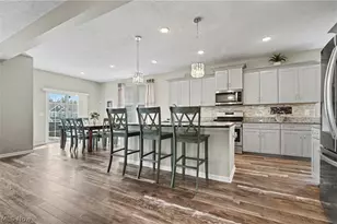 987 Hawkin Ln, Aurora, OH 44202 - Photo 5